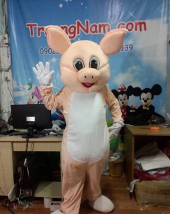 Mascot-Heo-TN030 - Nên mua mascot heo ở đâu tại Tp.HCM